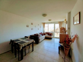 Home Comfort 3 Rooms Apartment Butterfly